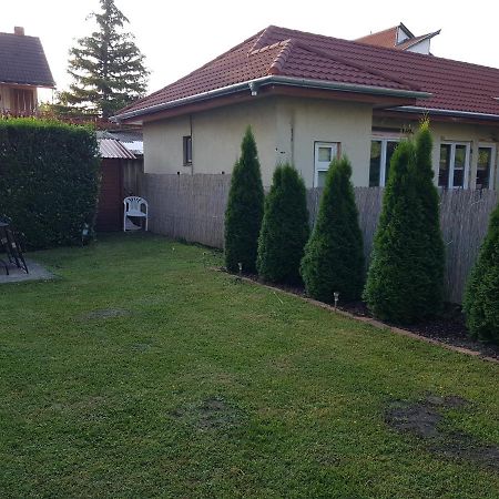 Appartement Nador Apartman à Balatonlelle Extérieur photo