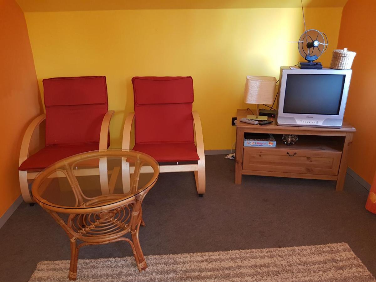Appartement Nador Apartman à Balatonlelle Extérieur photo